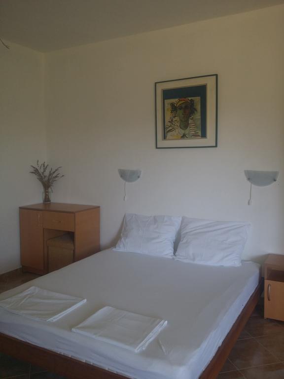 Luce Di Sole Apartment Ulcinj Habitación foto